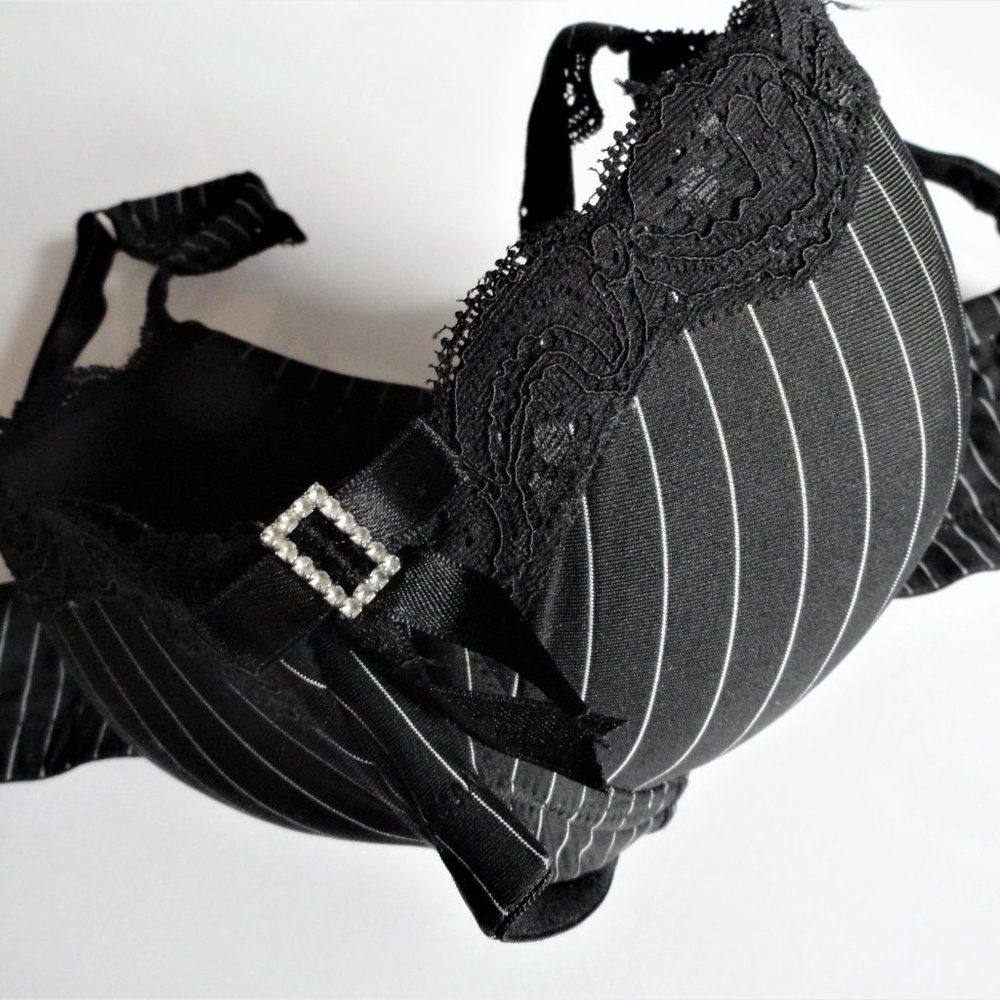 Bra - Picture 2 of 2